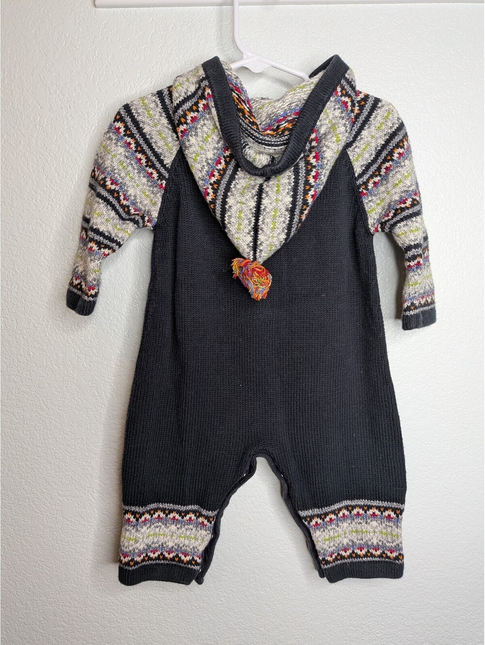 Hanna Andersson Navy knit baby romper with gnome hood Size 80/18-24 months